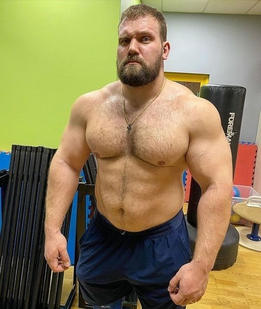 денис сарычев бодибилдер фото кого найдёца выложите