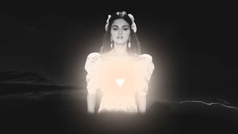 Selena Gomez De Una Vez ( Sad