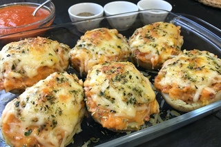 Patatas rellenas de carne. Receta súper fácil