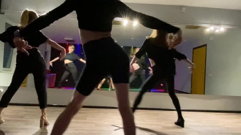 HIGH HEELS, RUDE BOY, FREAK DANCE