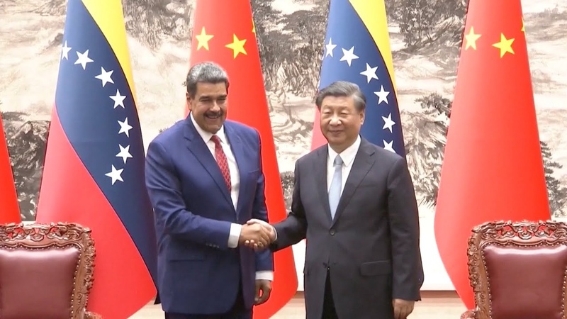 Chinese President Xi Jinping meets Venezuelan President Nicolas