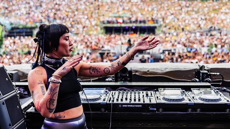 Indira Paganotto WE2, Tomorrowland