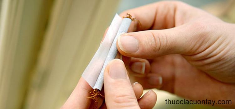 huong-dan-chi-tiet-cach-cuon-tay-thuoc-la