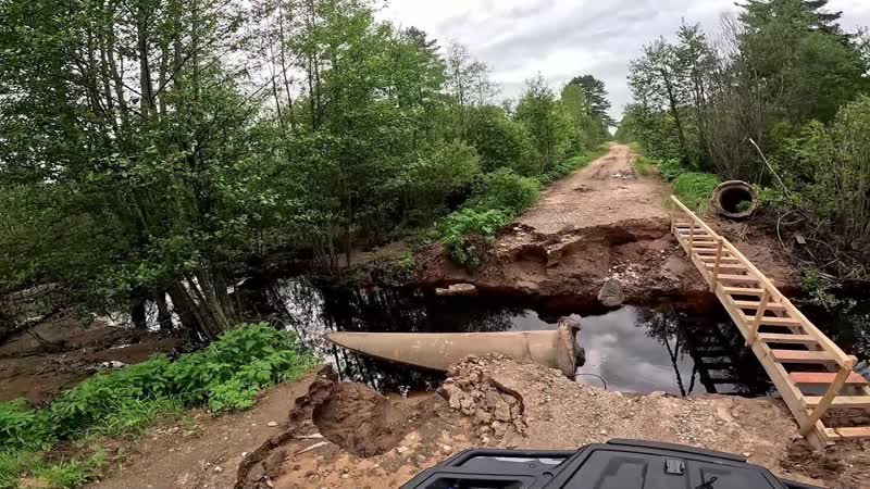 Можно упасть в реку Тут очень красиво ХУТОР В ЛЕСУ