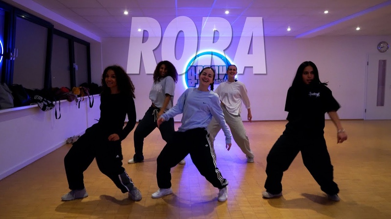 L. A. X Rora, Choreo by