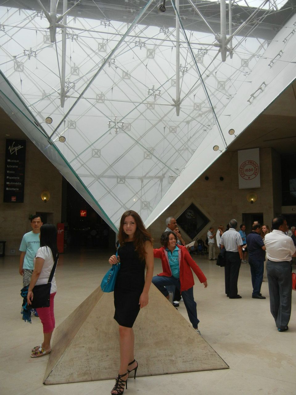 Elvina Mambetova | Москва