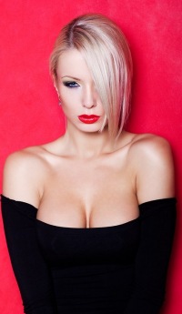 Екатерина Резникова