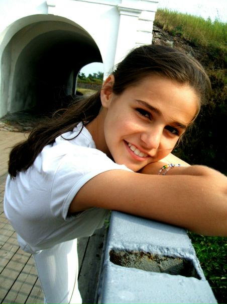 №16, Танюшка Неделева №16, Танюшка Неделева