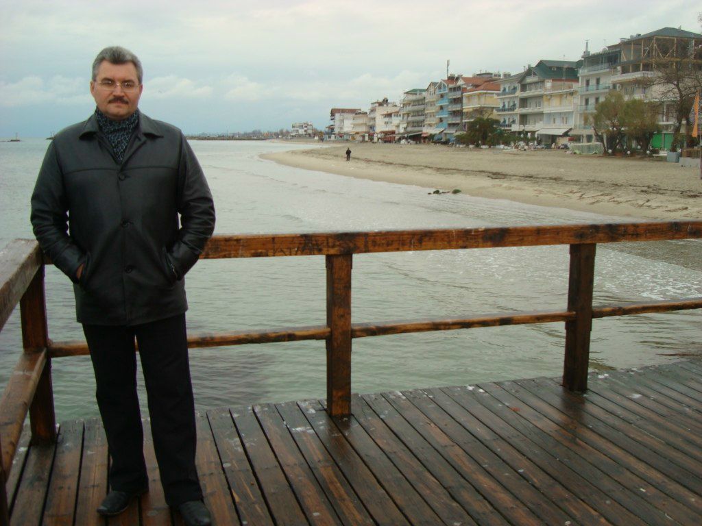 Сергей Старов | London