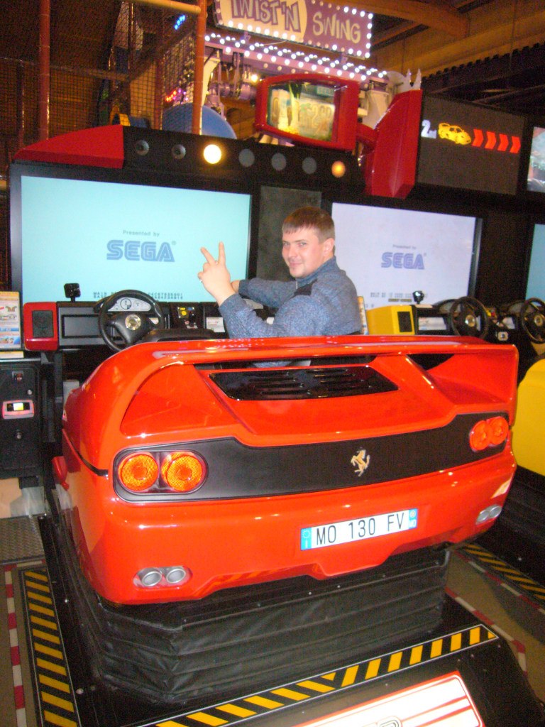 Жетон Юрков | Санкт-Петербург