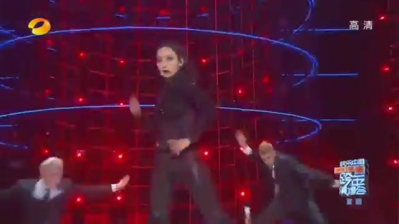 151231 OMG Vic Awesome Dancing at HUanan TV year end