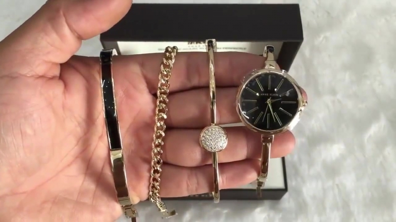 Часы Anne Klein