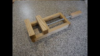 Самодельные тиски из дерева. Homemade wood vise.