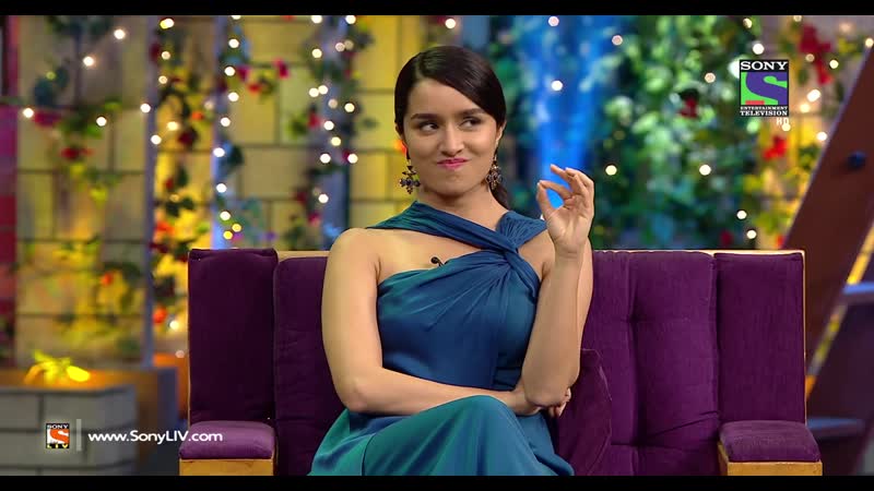 Shraddha Kapoor mimics her fathers dialougue The Kapil Sharma Show 5th Nov