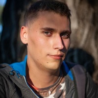 Макс Морозов