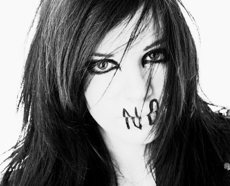 Ella Gerasimchuk .darkinwhite. | 