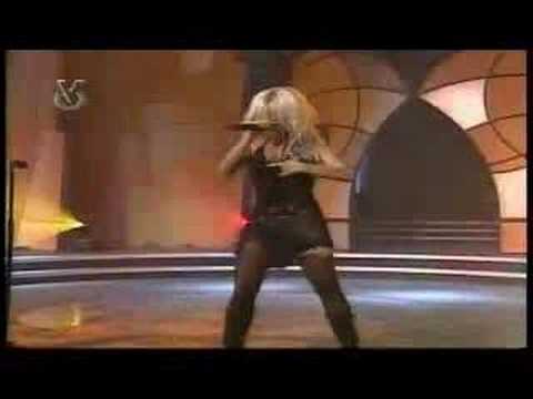 Doble de Shakira Te aviso Te anuncio Buscando1estrella