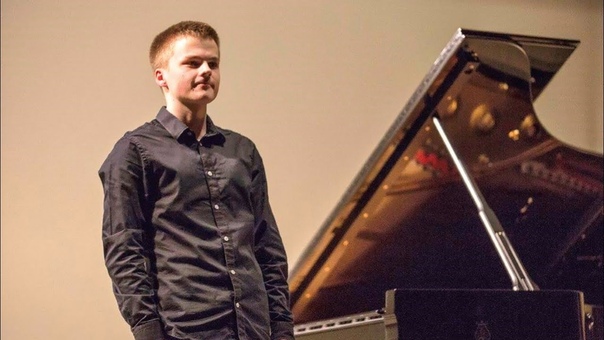 Mikhail Dubov plays Medtner Primavera op. 39 No. 3 ( Paris,